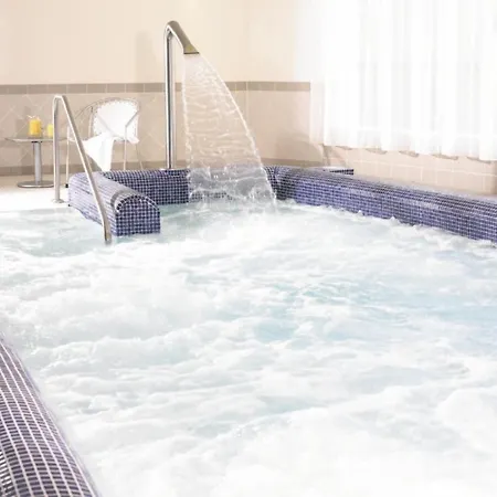 马林加公园酒店 穆林加尔