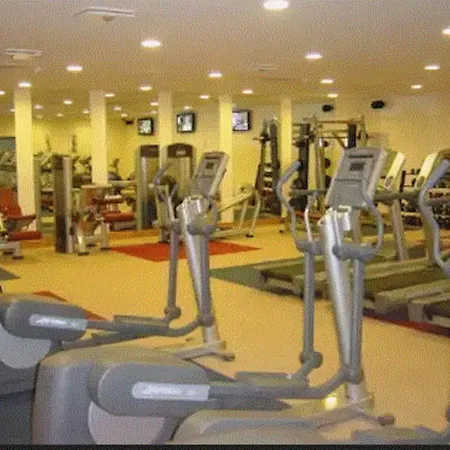 马林加公园酒店 穆林加尔