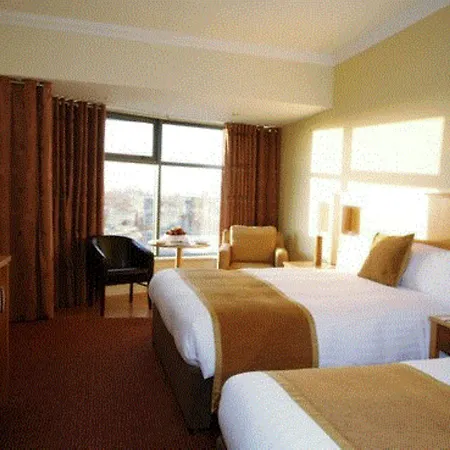 马林加公园酒店 酒店 4*