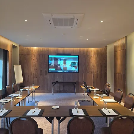 Park Hotel